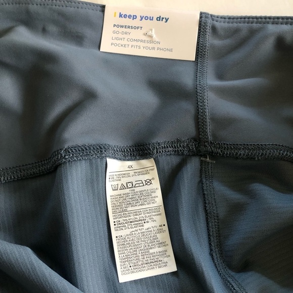 Old Navy High-Waisted PowerSoft Ribbed Compression Biker Shorts 8’inseam Size 4X - Picture 14 of 15